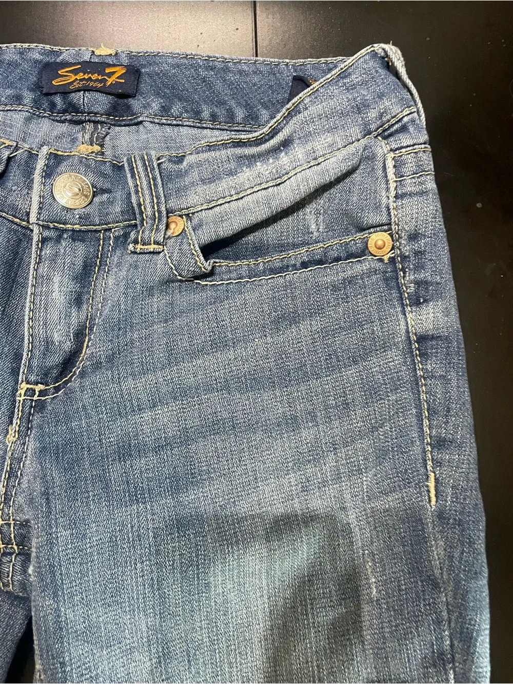 Seven7 Denim Bermuda Shorts light Blue Wash ladies jean long sz 2
